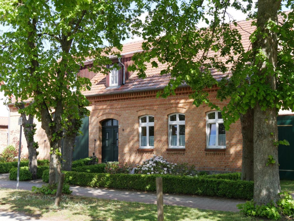 Lindenhof Wohnung 2, Erdgeschoss Vipperow Экстерьер фото